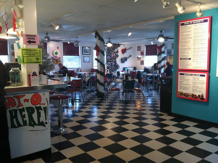 Bob-In Restaurant (Bob-In Again, Bobs Drive-In) - Bob-In Again Web Photos